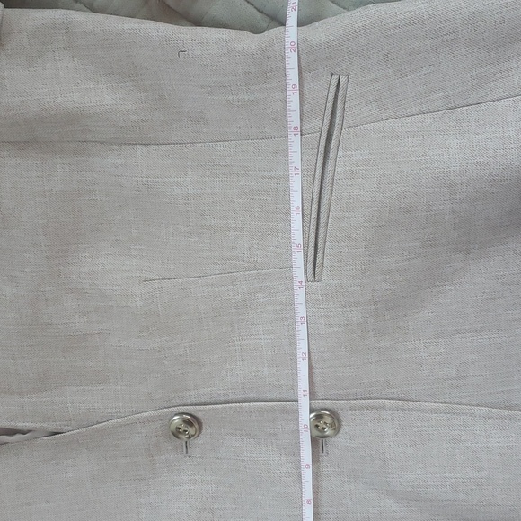 Beautiful womans blazer - Picture 8 of 11